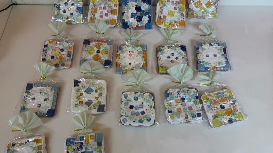 放課後等デイサービス あずき 母の日プレゼント制作 - 岡崎市福祉事業団