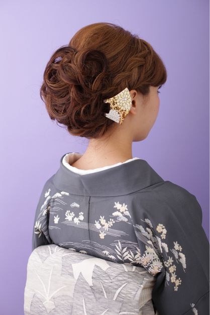 結婚式の髪型 洋装派の母親必見！ドレスに合う50代～向けのヘアスタイル11選をご紹介結婚ラジオ結婚スタイルマガジン