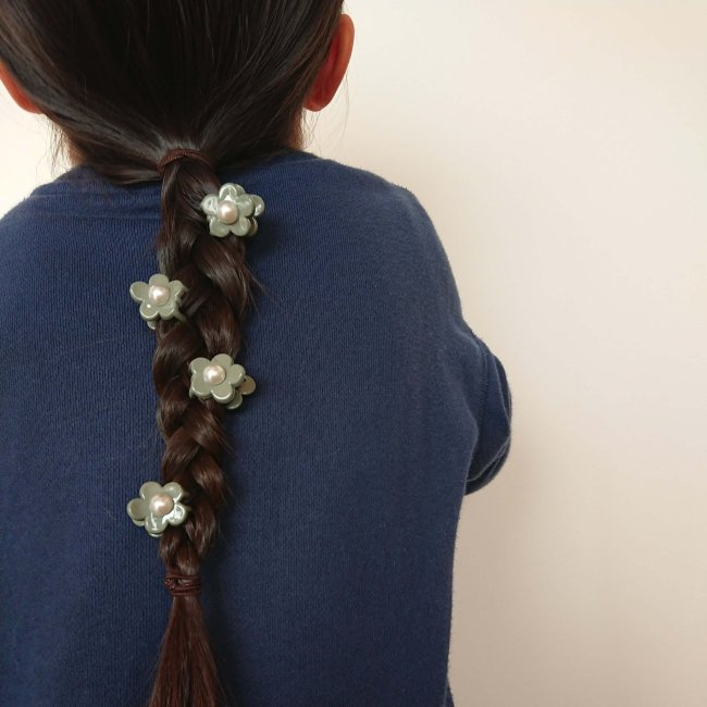 Amazon.co.jp: BIANHUAN ヘアクリップ ヘアピン ヘアアクセサリー ベビー 赤ちゃん 子供用 キッズ 女の子 パッチンどめ 髪留めカラフル ヘアアレンジ 髪飾り かわいい お出かけ おしゃれ 通園 通学 幼稚園 小学生 お出かけ : ベビー＆マタニティ