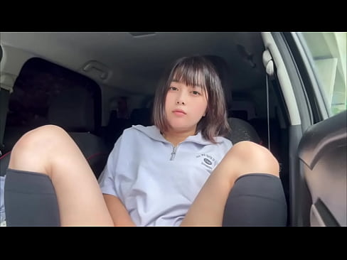 爽やか小柄娘が車内オナニーで絶頂！そして中出しエッチ- Street Gals