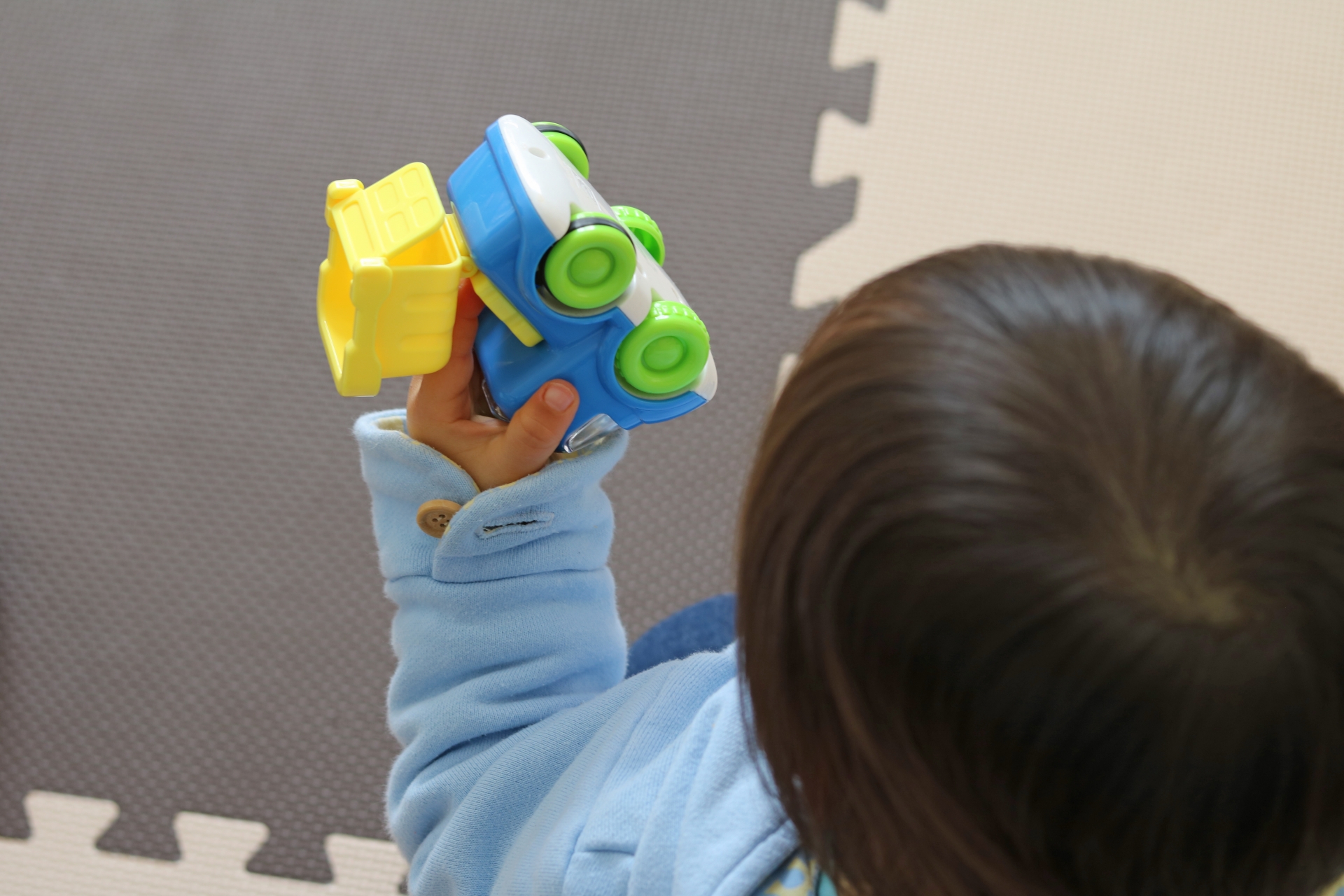 子供が自席で熱中できる一人遊びアイデア