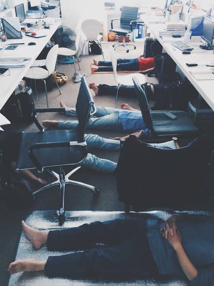 最高の休日。相模川の川辺でお昼寝デイキャンプなおしむ