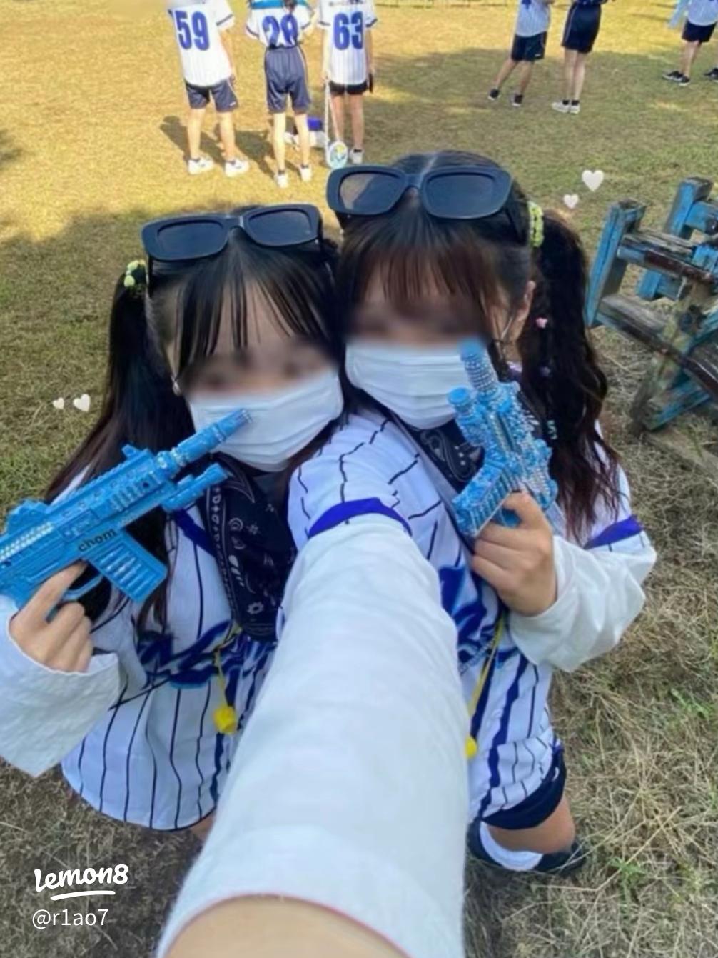 asuka・ ・ 私の友達みーーんな可愛すぎんの！ 友達と友達が仲良くなってくれるの嬉しっ♡かわいい女の子顔面偏差値158私も含む 黙れInstagram