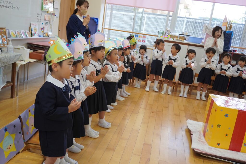 誕生会の流れやいろんな演出アイデア〜入場・お祝いアイデアなど〜保育と遊びのプラットフォーム ほいくる