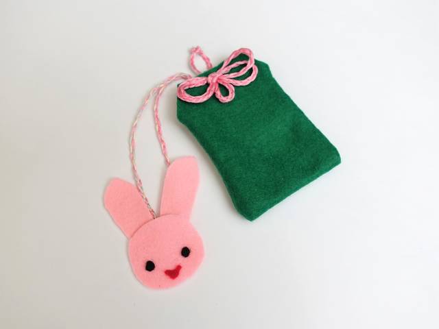 フェルトでお守りを手作りしよう！作り方の手順とアレンジ方法 - Chiik! チーク-乳幼児〜小学生までの知育・教育メディア