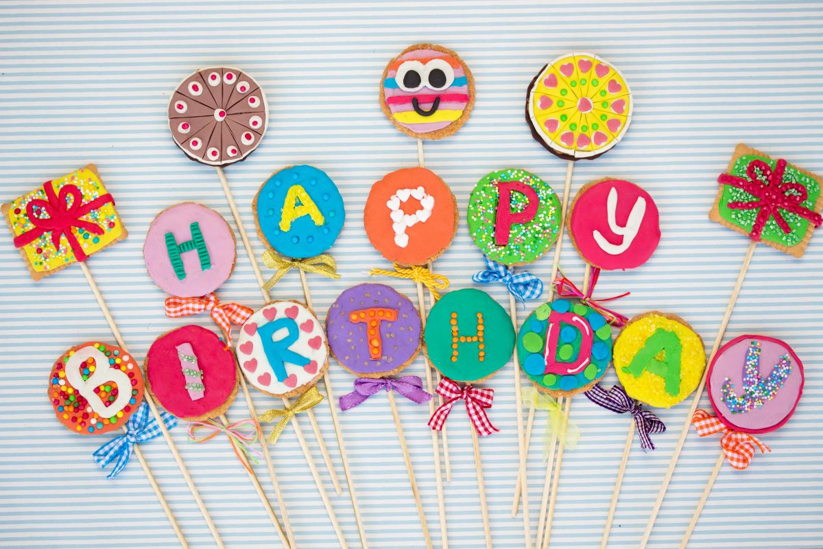 保育製作お誕生日壁面TikTok