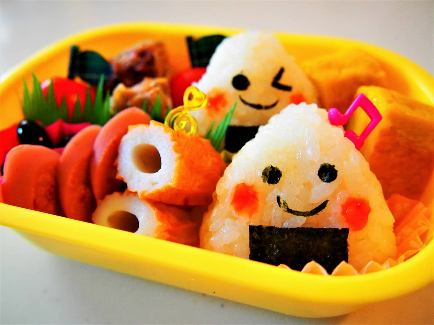 幼稚園のお弁当や春の親子遠足に。かわいい！ほめられ弁当♪絵本ナビスタイル