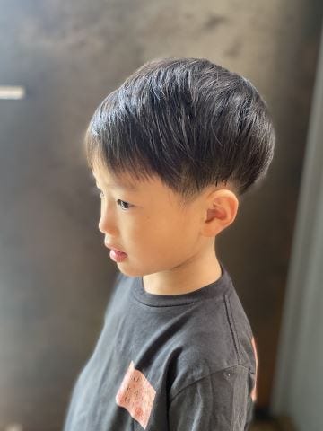 3歳男の子入園式前キッズパッツン萌え～ツーブロック寝たままカットIN額縁DEEPSTAヘアまつげエクステ着付け久留米美容室DEEPSTA☆オーナー栄真介☆blog☆