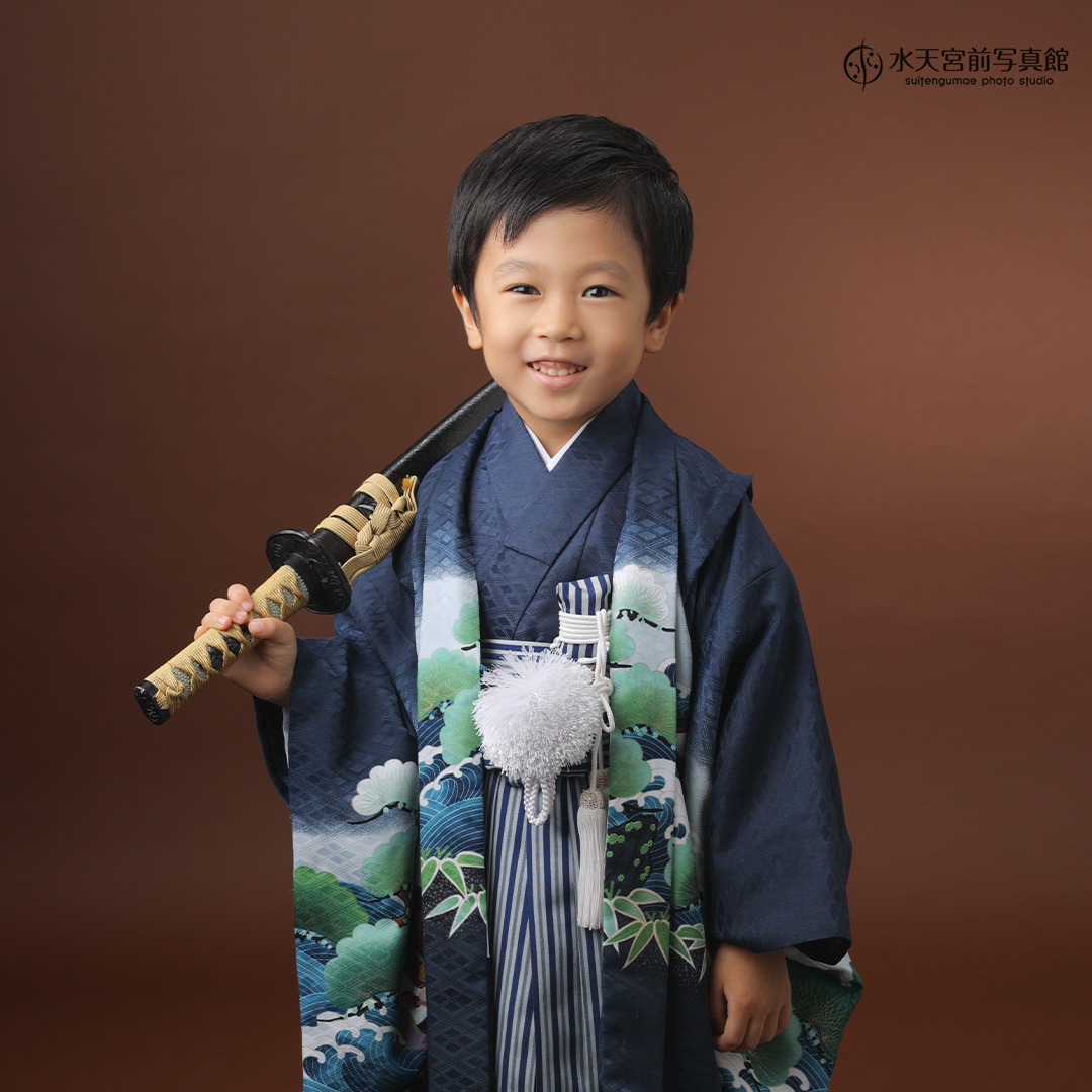 七五三あるある お宮参りの産着を七五三のお祝い時にも着られる方へ！！正しい着方をご伝授致します！！ 東広島市産着・掛着三つ身お仕立て笑顔創造写真館nicoショップブログ