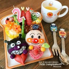 2歳 誕生日 ご飯 働く車TikTok