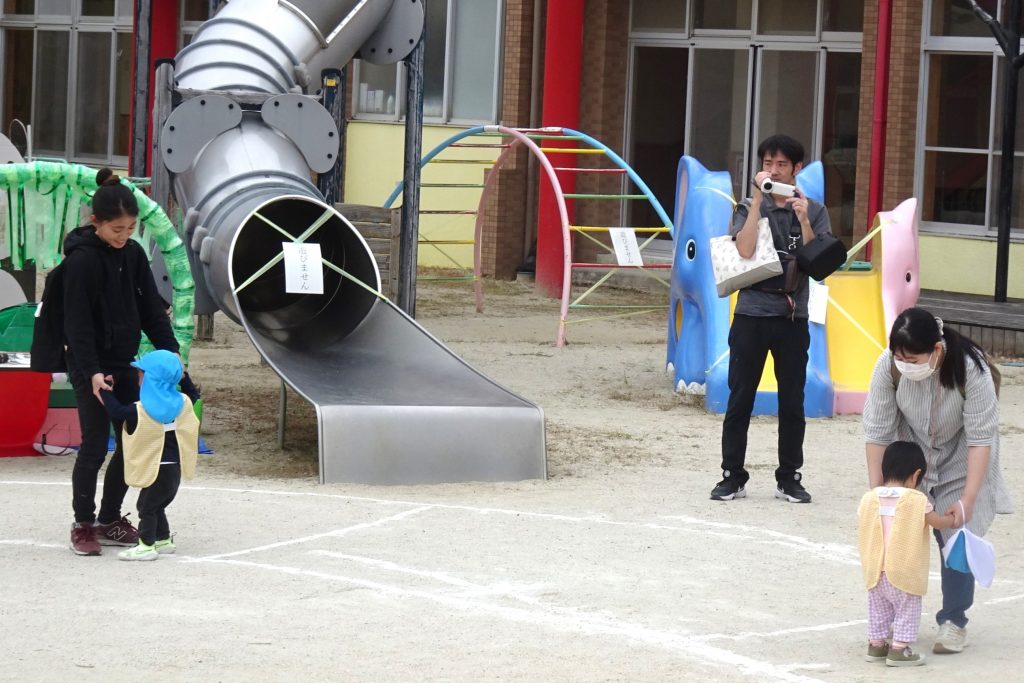 1・2歳児のてくてく『運動遊び』室内で楽しく歩育みんなの幼児と保育