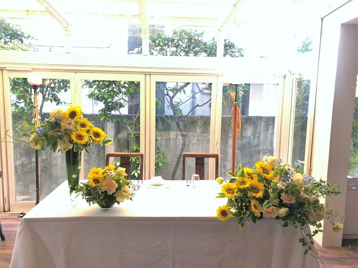 ひまわり畑」で有名な花ひろばで、向日葵フォトウェディング名古屋の前撮り＆フォトウェディング 公式 THE SKY WEDDING