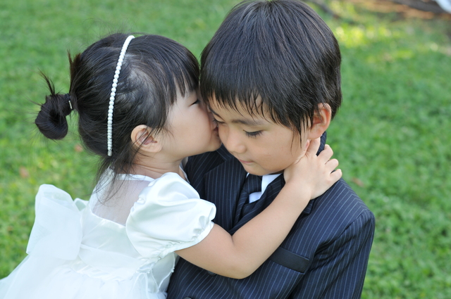 夢占い 彼氏が浮気する夢の意味は？相手・現場・行為別などに分けて徹底解説