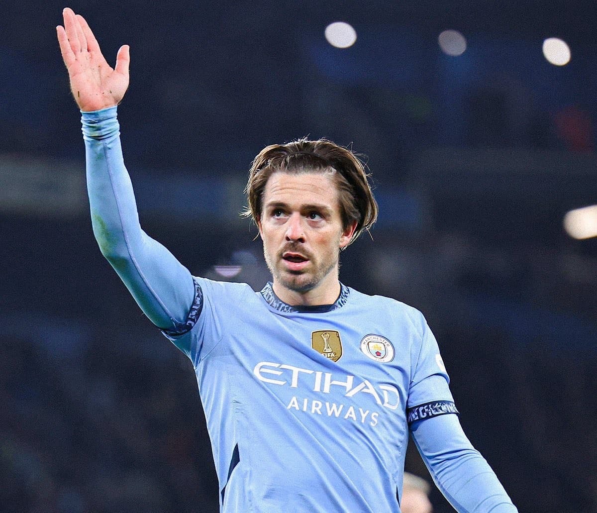 数年前、売却されるとは誰も想像できなかっただろう」“マンチェスター2人の10番”は今夏の退団濃厚、約79億円で獲得可能も移籍実現は困難な道のりか theWORLD ザ・ワールドWeb-Yahoo!ニュース