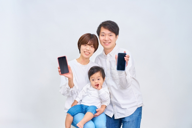 写真共有アプリ「みてね」、毎月8枚無料の「写真プリント」 - Impress Watch