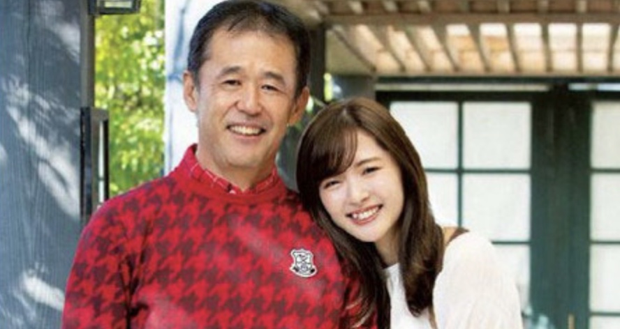 Bijou de famille 💍💚 お母さんから譲り受けた宝物。 お正月に実家に帰った時に、30歳目前ということでいくつかくれたんだ。とっても贅沢でドキドキするアイテムばかりなんだけど、大切に大切に、その日のファッションと相談しながら毎日お守りがわりに付けてます