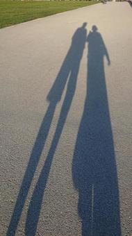 カップル 影 公園 夫婦 写真素材3534959- フォトライブラリー photolibrary