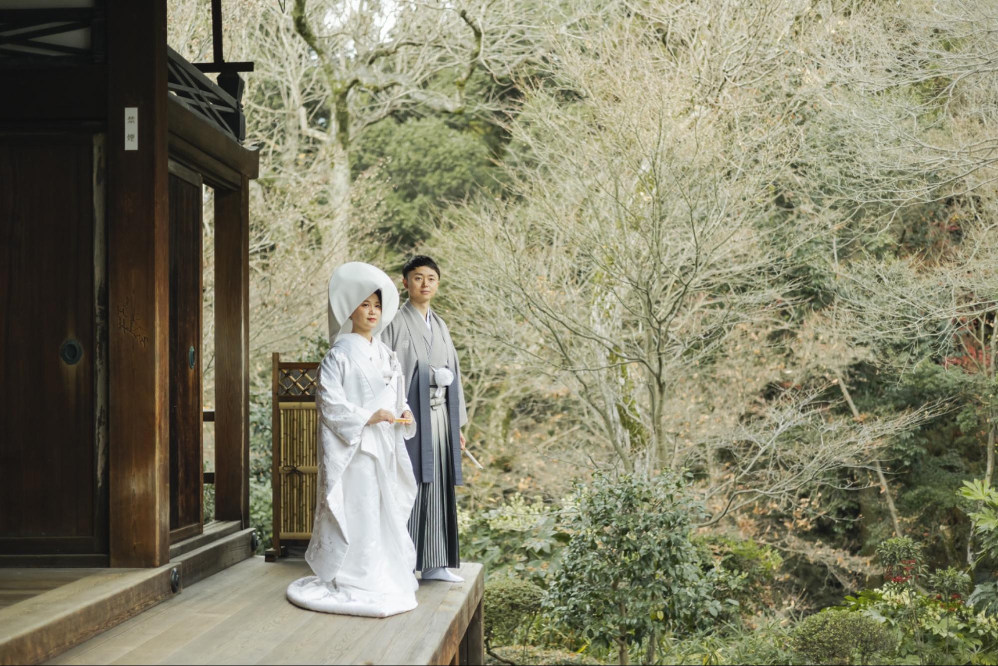 冬だからこそ叶う幻想的なフォトウェディングモモナが提案するロケーション＆衣装選び