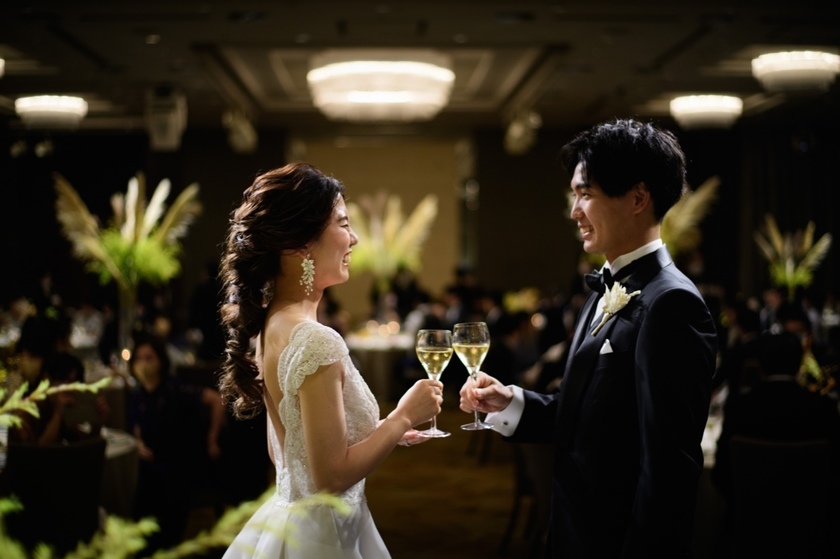 結婚式・乾杯の挨拶 面白い！ユーモアがある！失敗しない例文集 - IKINAイキナ