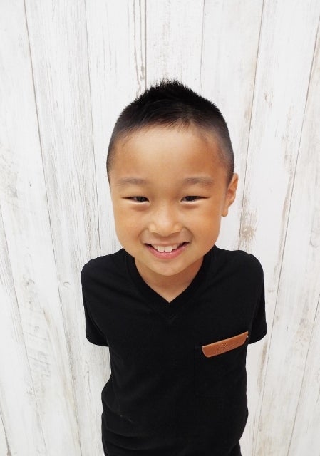 自宅で簡単セルフカット！子供のツーブロックの切り方とバリカンの使用方法