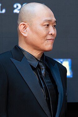 陽帆愛女甜抱21歲英倫鮮肉「他都顧到我的感受」