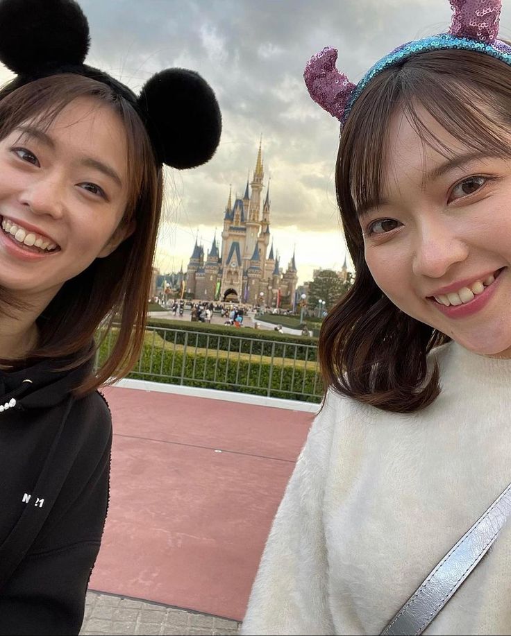 石川佳純さん 美貌ママとの懐かし２ショで感謝投稿 母も反応、すっきり目元がそっくり スポーツ デイリースポーツ online