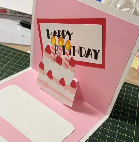 顔写真が飛び出す！「いないいないばあ」メッセージカードが作れる型紙 ダウンロード版HAPPY BIRTHDAYCRAFTS ハピバクラフト 〜誕生日の飾り付けや手作りメッセージカードのお店