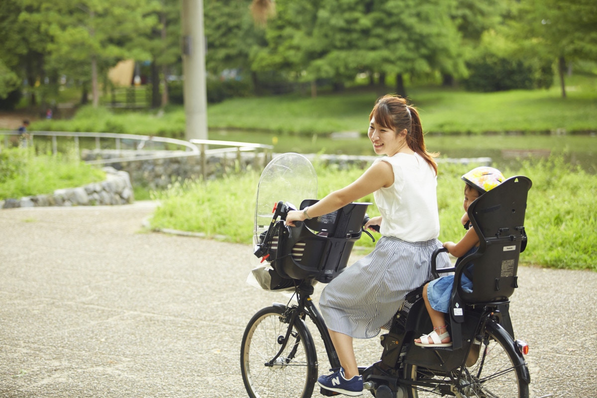 自転車 子供乗せ レインカバー 通販 フロント 前のせ フロント用 自転車用 チャイルドシート 前用 後付け カバー uvカット 日よけ 紫外線カット子ども キッズ 風防 防寒 風よけ 子供乗せ自転車 自転車通勤 登園 保育園 送迎:BACKYARD FAMILY通販JRE MALLショッピング