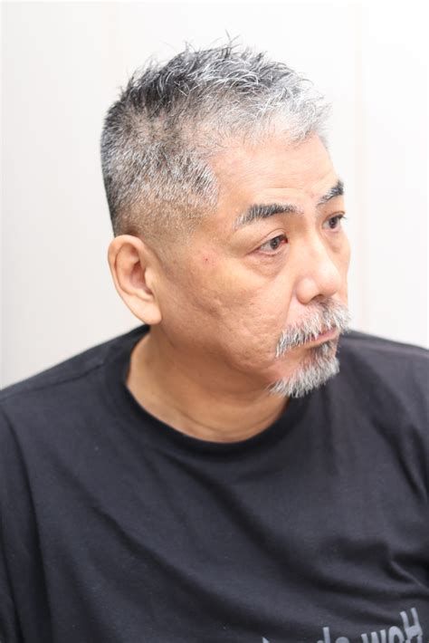 84歳で人気インスタグラマーに！ 秋田の祖父にハイブランドを着せて撮った写真が想像を超えるエモかっこよさねとらぼ