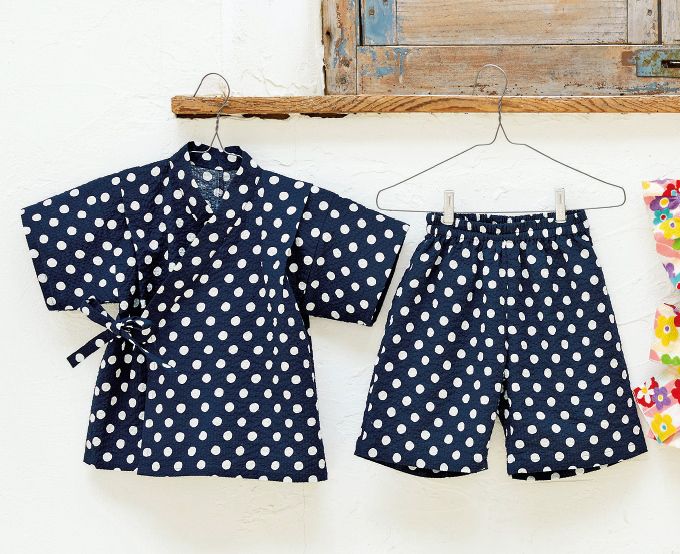 手作り子供服・4歳娘にプリンセス秋冬トレーナー作り カットソーの縫製をやってみよう！仕立屋・洋裁教室 十色社 toirosha