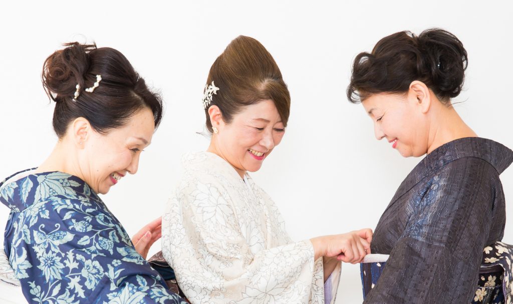 黒留袖の髪型 50代におすすめの「きちんと感」のあるヘアスタイルは？ゼクシィ