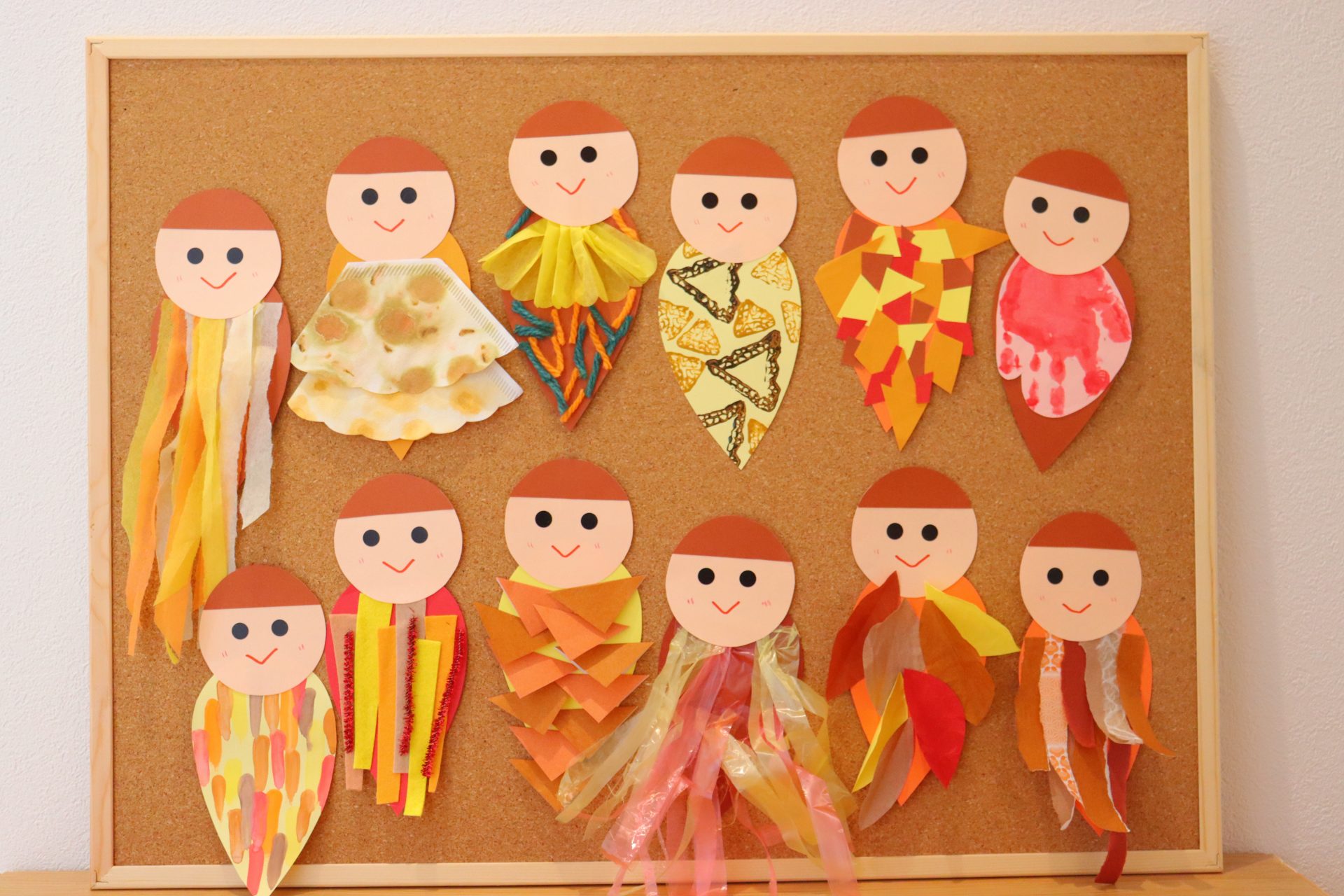 秋の造形制作「紅葉とみのむし」お知らせ&Blog日体幼稚園