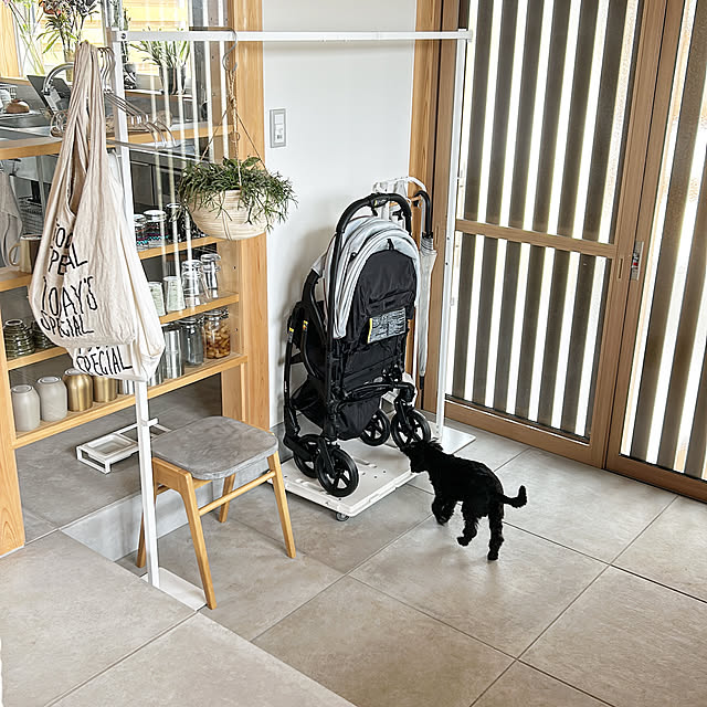 ベビーカーの収納アイデア 置き場所や保管時の注意点などをご紹介TRANKROOM MAG