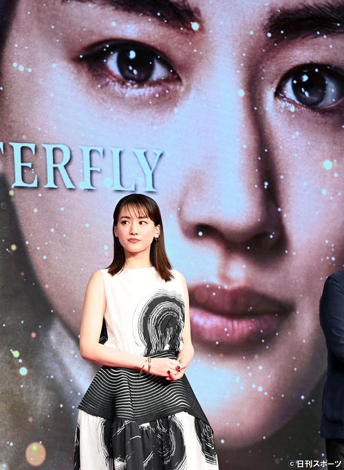 木村拓哉「感慨深い」本能寺の変の日に会見、亡くなった年齢と同じ信長役、木村家と家紋も同じ - ジャニーズ写真ニュース : 日刊スポーツ