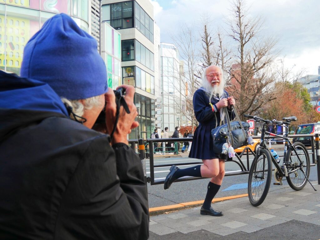 名古屋最強の歌姫、 セーラー服おじさん 安穂野香がニュー・アルバムをリリース! - News - OTOTOY