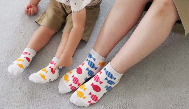 3足1,386円 キッズ 動物いろいろスニーカー用ソックス033122717靴下屋公式通販 Tabio オンラインストア