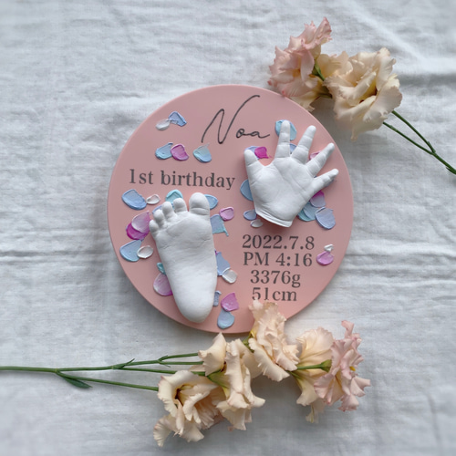 木製フレームのシンプル手形足形 1歳 お仕立券 の商品詳細ベネッセ公式通販-たまひよの内祝