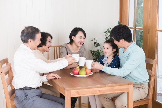 第29回：家族の食事が楽しくなる！パパに教わる食事マナー - TEAM 家事・育児 〜みんなで考え変えていく