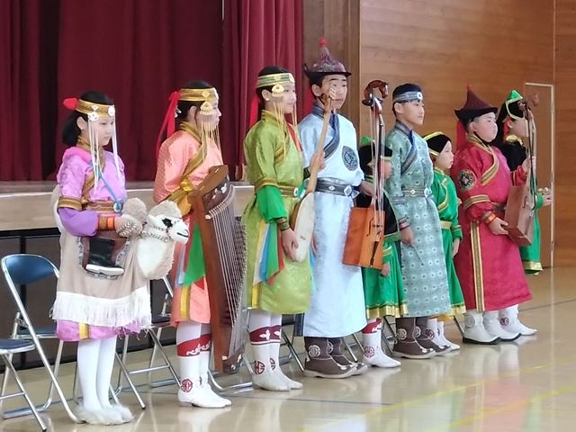 モンゴル現地取材！ 世界のくらし学習本を探すポプラ社