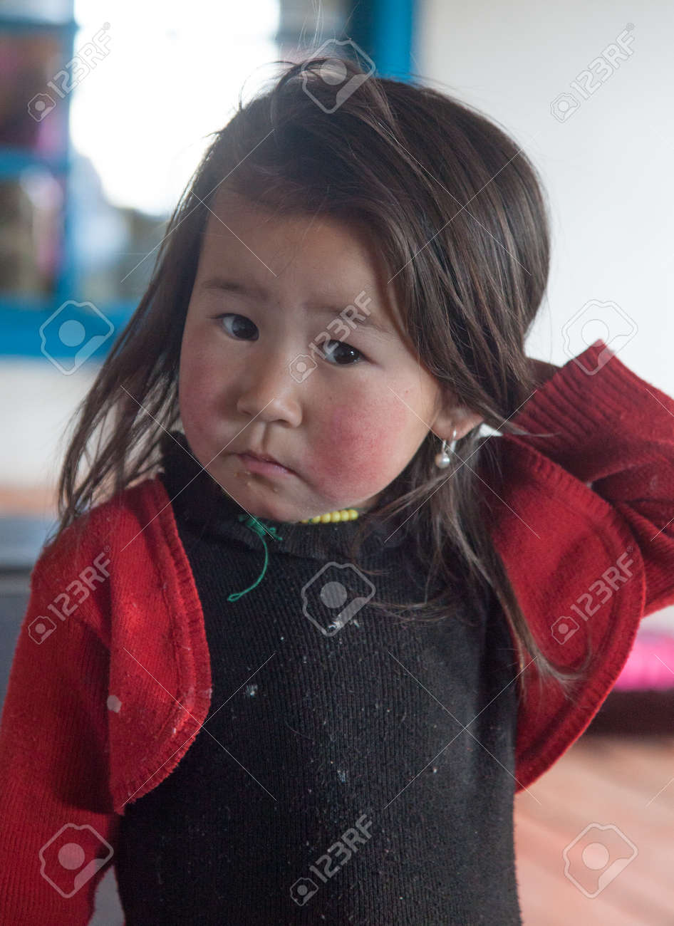 510点を超えるモンゴル 子供のストックフォト、写真、そしてロイヤリティフリーの画像 - iStock民族衣装, モンゴル 衣装, モンゴル 教育