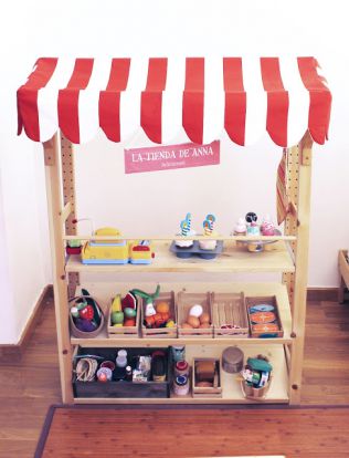 4ページ - 結婚式後年賀状無料テンプレートデザイン。イラストや画像付きも豊富 - Canva キャンバ