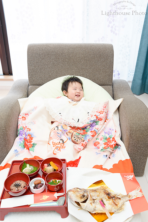 袴とお食い初め料理の飾りと配置を変えて 色々撮ってみました♫ ⁡ ※お箸は自己責任で気をつけて 赤ちゃんに持たせています⁡ ⁡ ⁡ ⁡ ⁡食品サンプルのお食い初め料理 @rintarourinrin さま ⁡ ⁡ 𓐉𓐉𓐉𓐉𓐉𓐉𓐉𓐉𓐉𓐉𓐉𓐉𓐉𓐉𓐉𓐉ピオニーロゼット本部 PinkBaby みかも