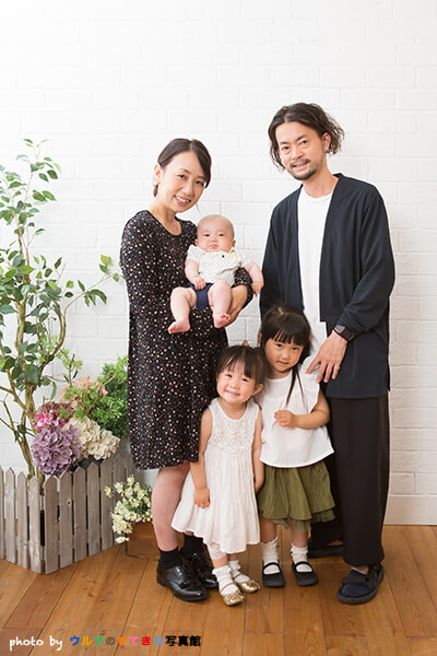 百日祝い お食い初め 参加者は誰？ケース別におすすめプランも紹介こども写真館スタジオアリス写真スタジオ・フォトスタジオ