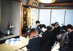 年回忌法要と法事の流れ施主になる前に理解しておこう小さなお葬式