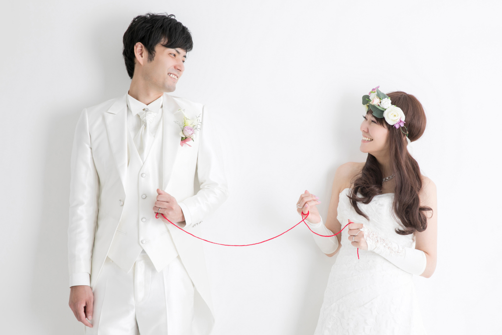 結婚式の撮影小物「赤い糸」の人気文字・アイデアまとめmarry マリー