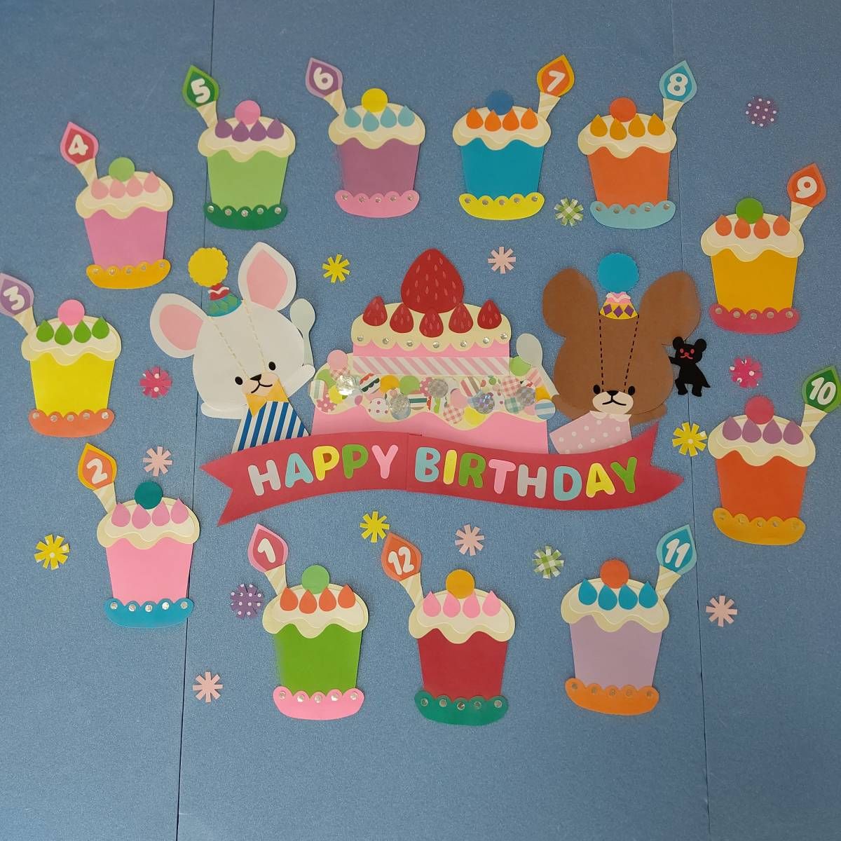 選べるキャラクター誕生表壁面飾り 幼稚園 保育園