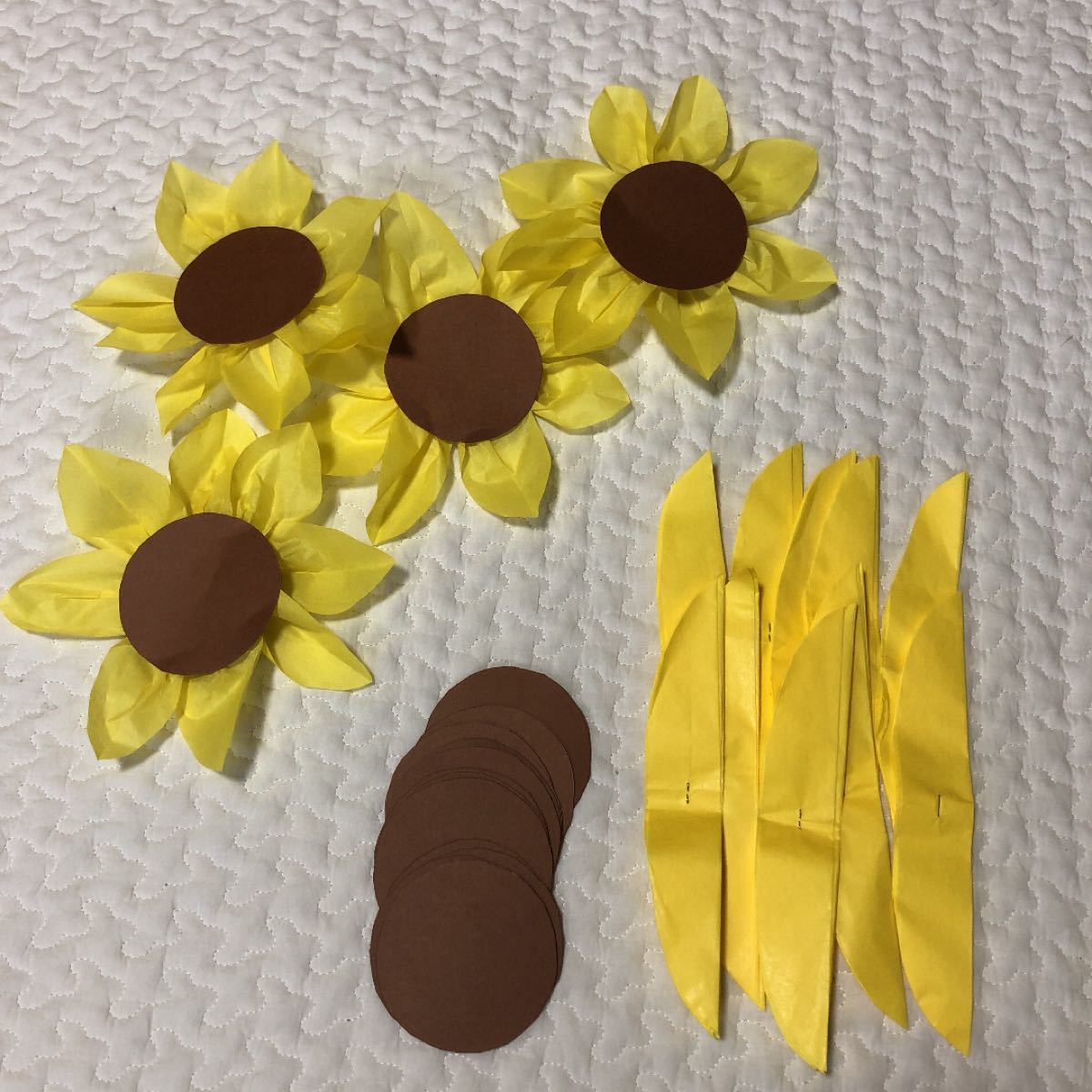 今月の制作ミアヘルサ保育園ゆらりん高輪