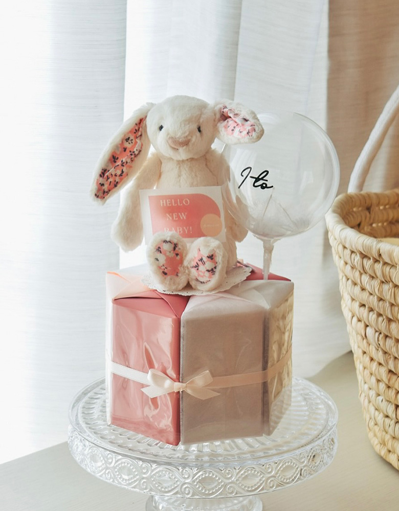 市場 KanonBabys おむつケーキ 女の子 出産祝い 赤ちゃん 誕生日 ベビーシャワー ギフト 2段 S