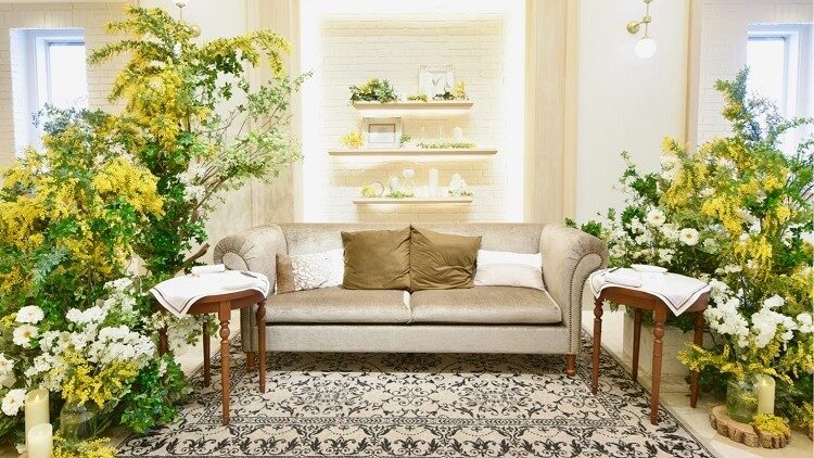 ゲストの距離がグンと縮まる「高砂ソファ」スタイルのウエディングコラム&トピックス公式・ウェディング 浜松市の結婚式場ジ・オリエンタルテラス ハイダウェイ