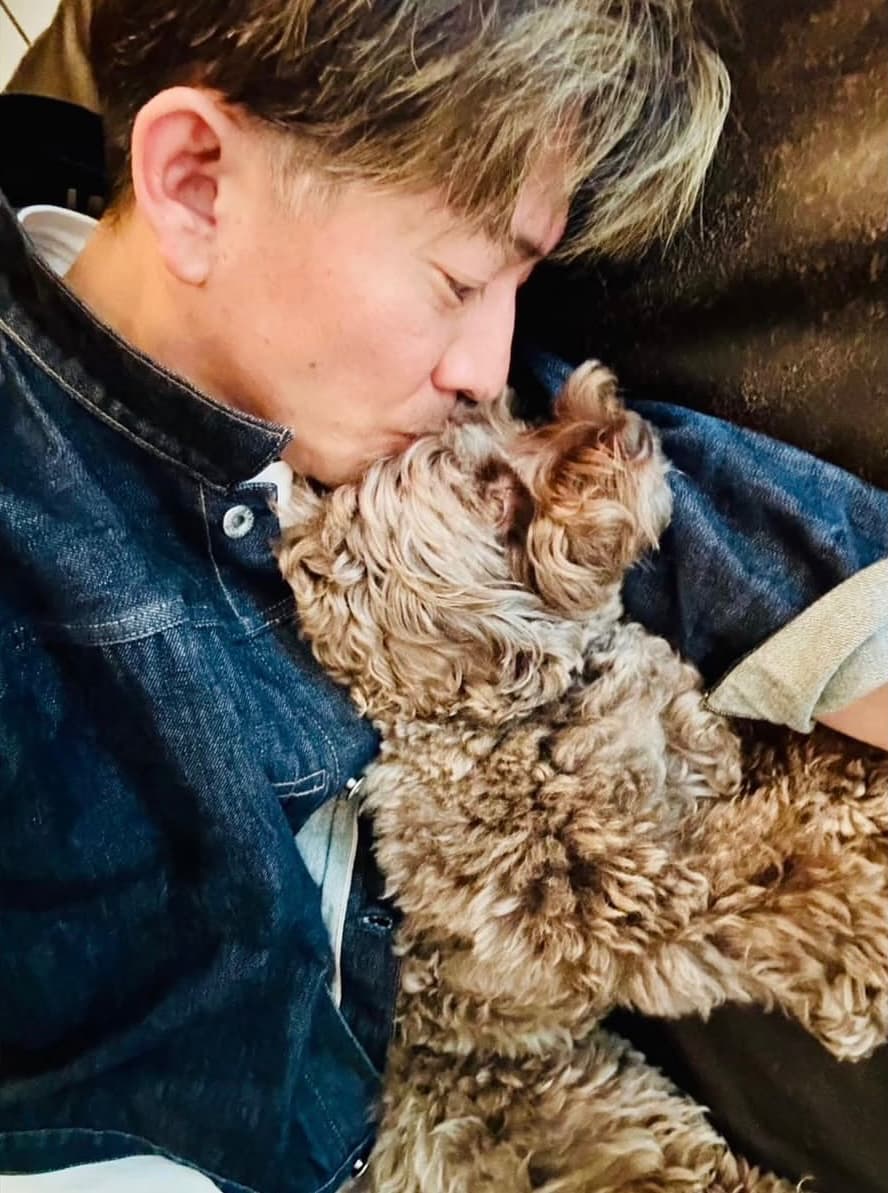 F1日本GPアンバサダー、市川團十郎親子が鈴鹿サーキットに見参！ レースの世界を満喫スポーツ走行のエンジン音にも興奮「すごい緊張感」